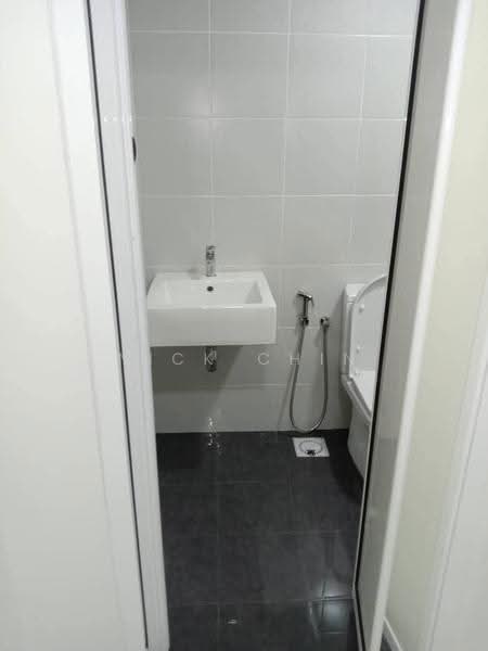 Service Residence for Rent at Cerrado Residence @ Southville City - Nick Chin - Bathroom - PropertyGuru.com.my