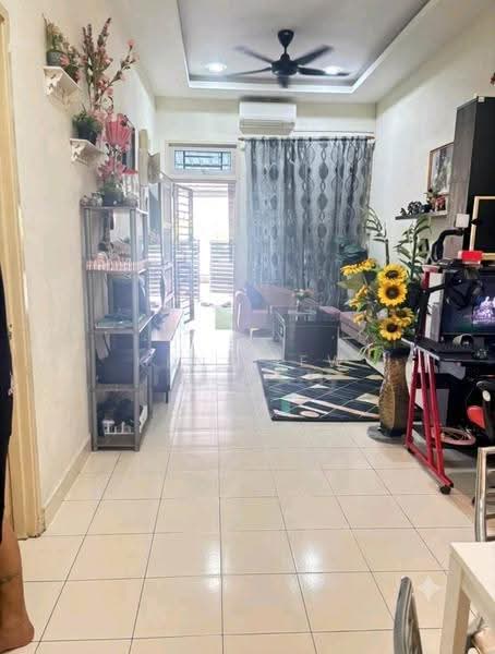 Rumah Teres 1-Tingkat untuk Dijual di Taman Mutiara Rini (Skudai) - Ken Liew - Living Room - PropertyGuru.com.my