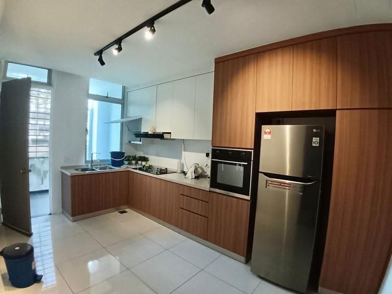 2-storey Terraced House for Sale in Taman Mount Austin (Tebrau) - Ing Xin - Kitchen - PropertyGuru.com.my