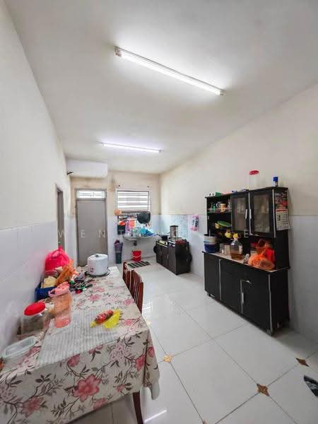 2-storey Terraced House for Sale in Bandar Tiram (Ulu Tiram) - Wenting Lee - Kitchen - PropertyGuru.com.my
