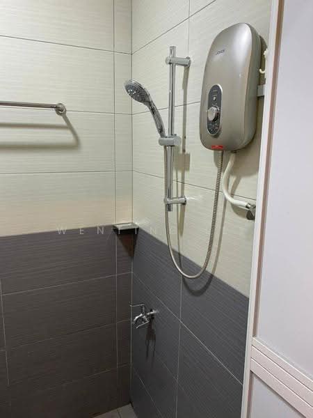 1-storey Terraced House for Sale in Taman Megah Ria (Masai) - Wenting Lee - Bathroom - PropertyGuru.com.my