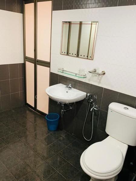 Condominium for Rent at E-Park Condominium - Gan Chun Kai - Bathroom - PropertyGuru.com.my