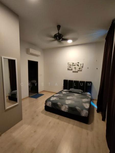 Kondominium untuk Disewa di The Henge - Crystal Lum - Bedroom - PropertyGuru.com.my