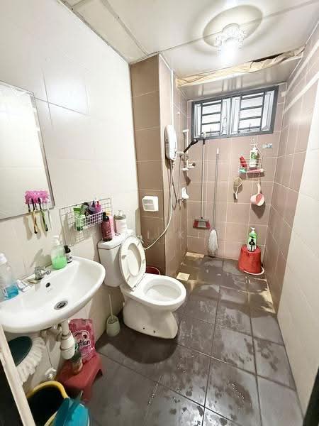 Pangsapuri untuk Dijual di M'tiara - Kimi Kiu - Bathroom - PropertyGuru.com.my