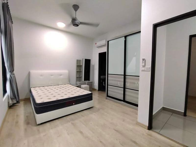 Kondominium untuk Disewa di The Henge - Crystal Lum - Bedroom - PropertyGuru.com.my