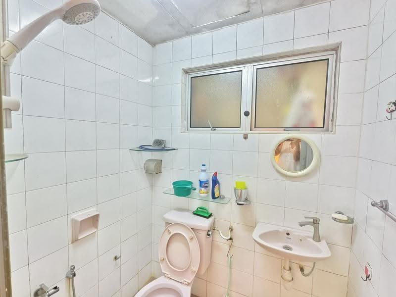 Kondominium untuk Dijual di Casa Mila Victoria - Hetha Chan - Bathroom - PropertyGuru.com.my