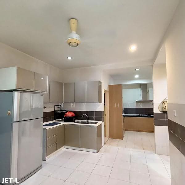 Rumah Berkembar untuk Dijual di Setia Damai (Setia Alam) - Kenny Chan - Kitchen - PropertyGuru.com.my