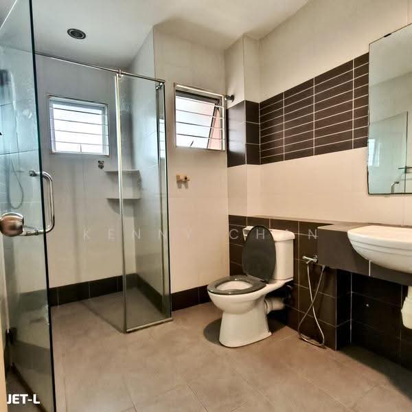 Rumah Berkembar untuk Dijual di Setia Damai (Setia Alam) - Kenny Chan - Bathroom - PropertyGuru.com.my