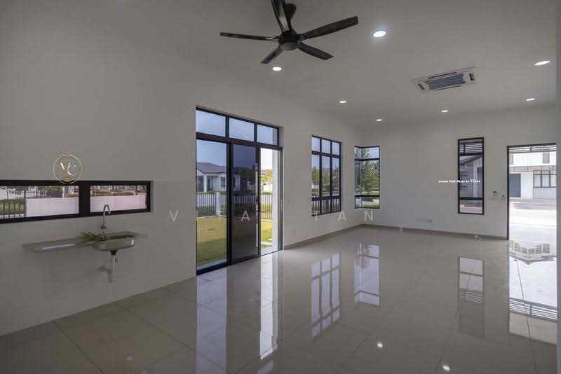 1-storey Terraced House for Rent in Shah Alam (Selangor) - Vitas Tan - Living Room - PropertyGuru.com.my