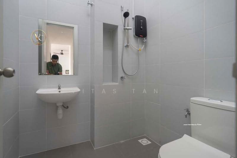 1-storey Terraced House for Rent in Shah Alam (Selangor) - Vitas Tan - Bathroom - PropertyGuru.com.my