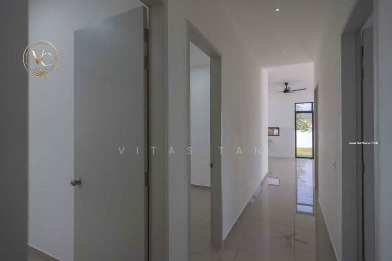 1-storey Terraced House for Rent in Shah Alam (Selangor) - Vitas Tan - Corridor - PropertyGuru.com.my