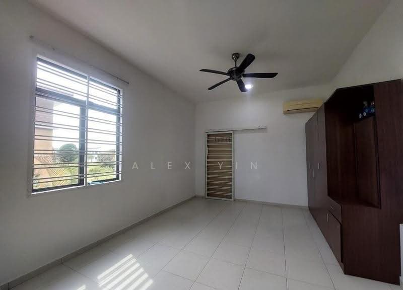 Bungalow House untuk Dijual di Paya Rumput (Melaka) - Alex Yin - Bedroom - PropertyGuru.com.my