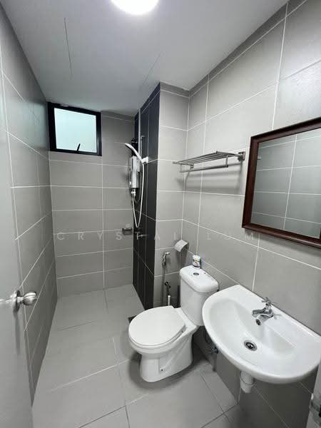 Kondominium untuk Disewa di Mizumi Residences - Crystal Lum - Bathroom - PropertyGuru.com.my