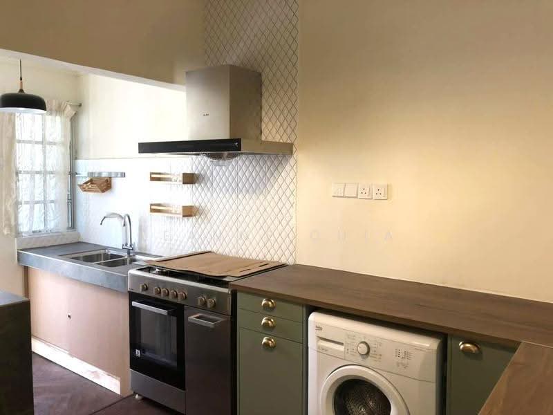 2-storey Terraced House for Rent in Pjs 9 (Sunway) - Leanne Chia - Kitchen - PropertyGuru.com.my
