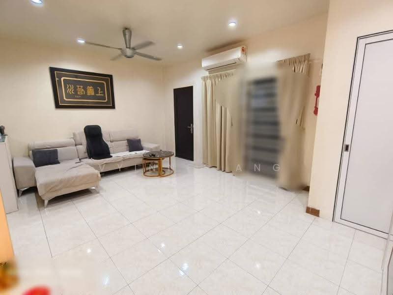 Rumah Teres 2.5-Tingkat untuk Dijual di Taman Teratai (Butterworth) - Vyinnes Ang - Living Room - PropertyGuru.com.my