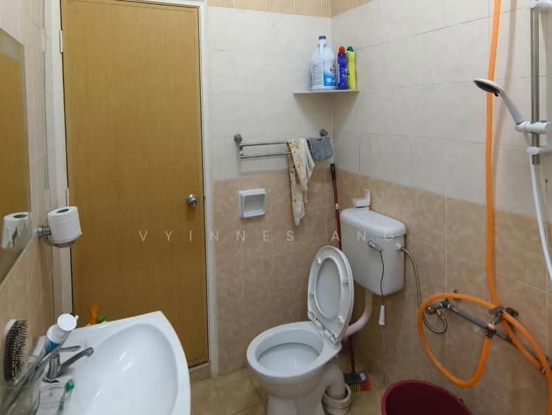 Rumah Teres 2.5-Tingkat untuk Dijual di Taman Teratai (Butterworth) - Vyinnes Ang - Bathroom - PropertyGuru.com.my