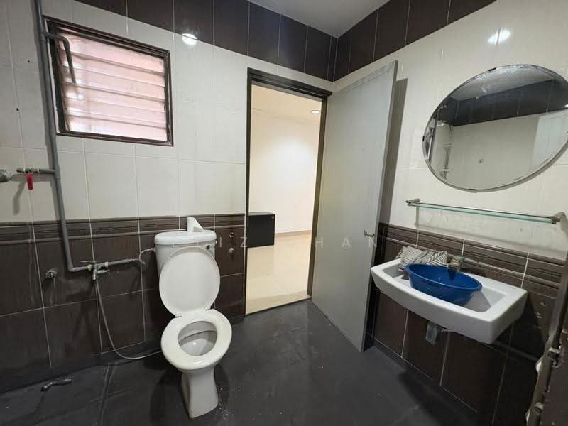 Rumah Teres 2-Tingkat untuk Dijual di Taman Wahyu (Batu Caves) - Eliz Chan - Bathroom - PropertyGuru.com.my
