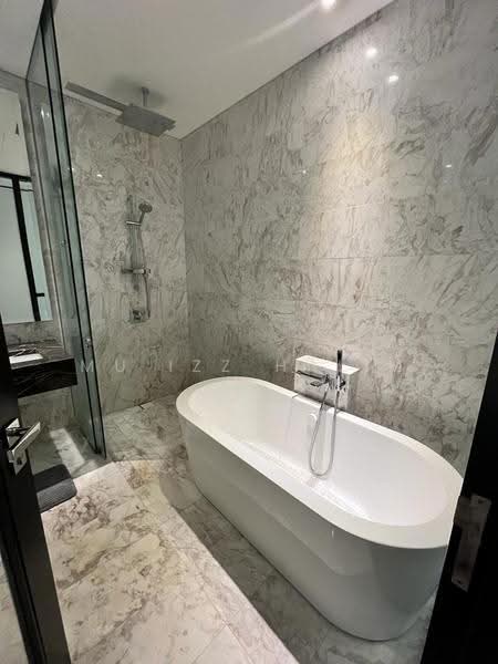 Service Residence for Rent at Banyan Tree Signatures - Mu'izz Halim - Bathroom - PropertyGuru.com.my