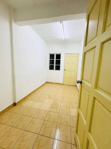 Rumah Teres 2-Tingkat untuk Disewa di Taman Samudra Teres (Batu Caves) - Crystal Lum - Interior - PropertyGuru.com.my