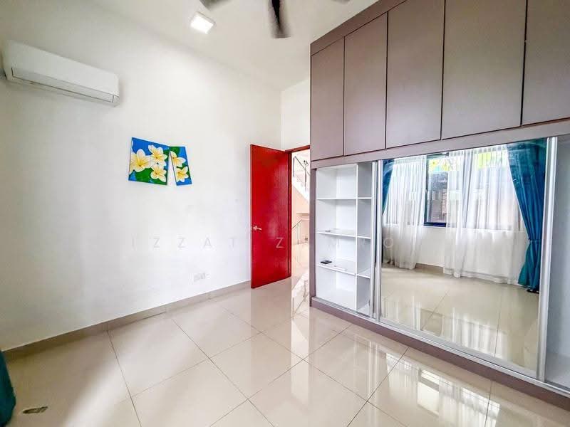 Semi-Detached House for Sale in Taman Melawati (Ulu Kelang) - Izzat Zamros - PropertyGuru.com.my