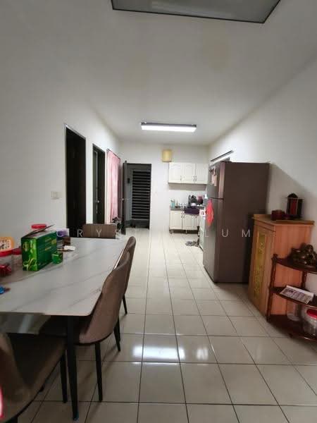 Kondominium untuk Dijual di Residensi KepongMas - Crystal Lum - Dining Room - PropertyGuru.com.my