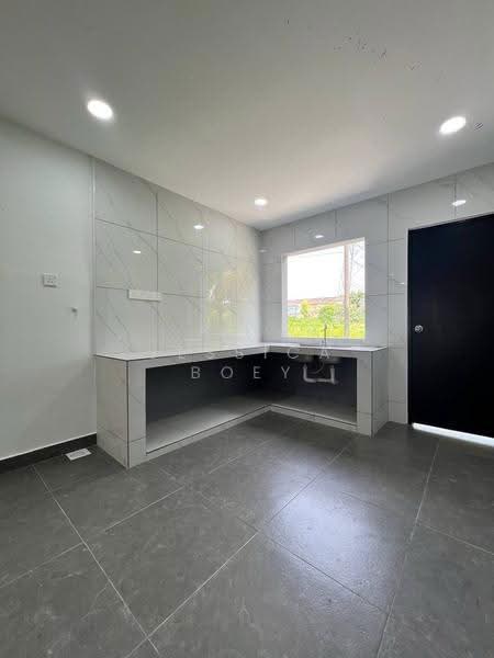 2-storey Terraced House for Sale in Taman Putri Kulai (Kulai) - Jessica Boey - Kitchen - PropertyGuru.com.my