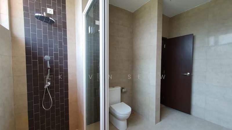 Rumah Berkembar untuk Dijual di Sungai Ara (Penang) - Kelvin Seow - Bathroom - PropertyGuru.com.my