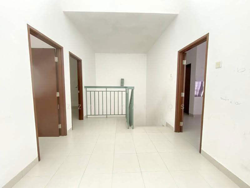 2-storey Terraced House for Sale in Bandar Teknologi Kajang (Kajang) - Izzat Zamros - Interior - PropertyGuru.com.my