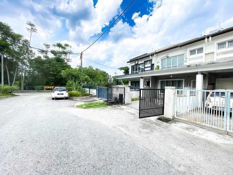 2-storey Terraced House for Sale in Bandar Teknologi Kajang (Kajang) - Izzat Zamros - Exterior - PropertyGuru.com.my