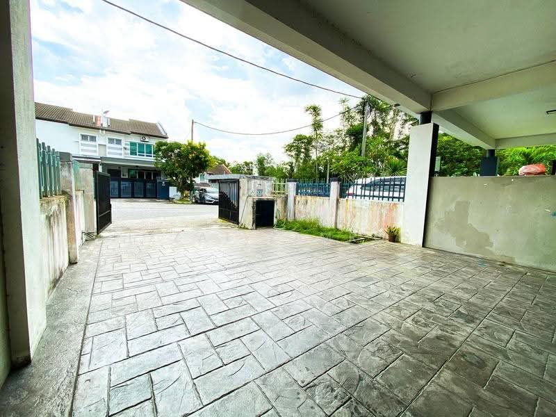 2-storey Terraced House for Sale in Bandar Teknologi Kajang (Kajang) - Izzat Zamros - PropertyGuru.com.my