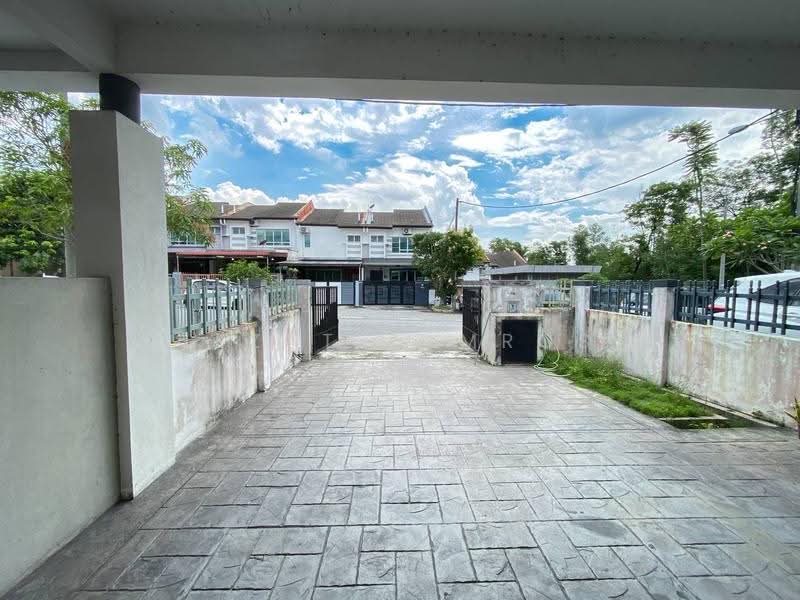 2-storey Terraced House for Sale in Bandar Teknologi Kajang (Kajang) - Izzat Zamros - PropertyGuru.com.my