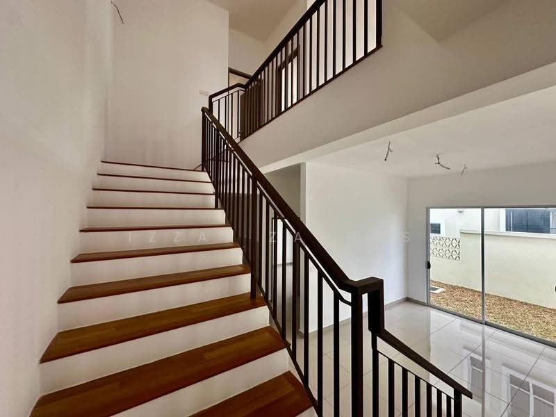 Cluster House for Sale in Kajang (Selangor) - Izzat Zamros - PropertyGuru.com.my