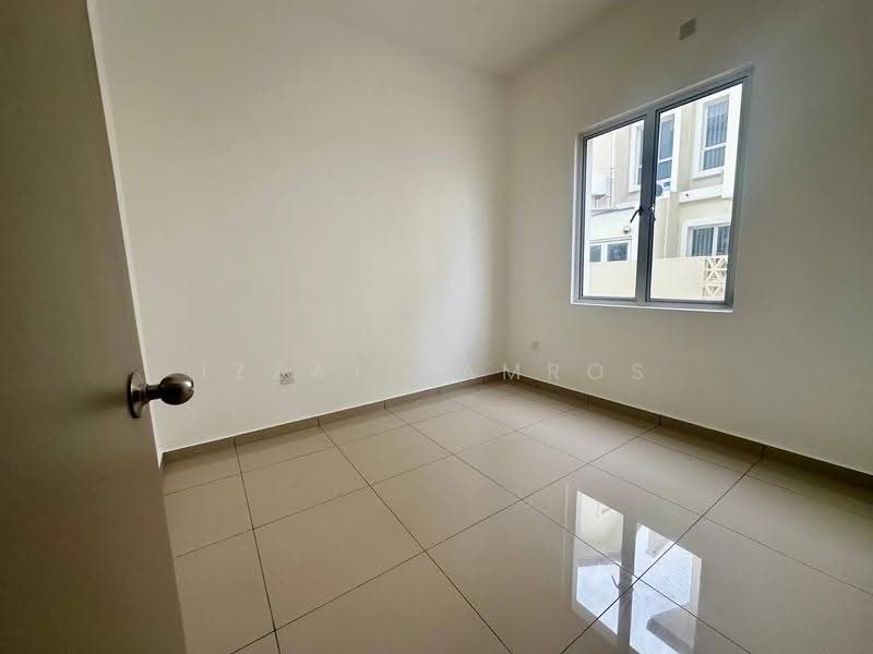 Cluster House for Sale in Kajang (Selangor) - Izzat Zamros - PropertyGuru.com.my