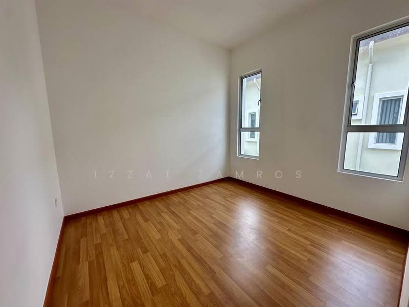 Cluster House for Sale in Kajang (Selangor) - Izzat Zamros - PropertyGuru.com.my