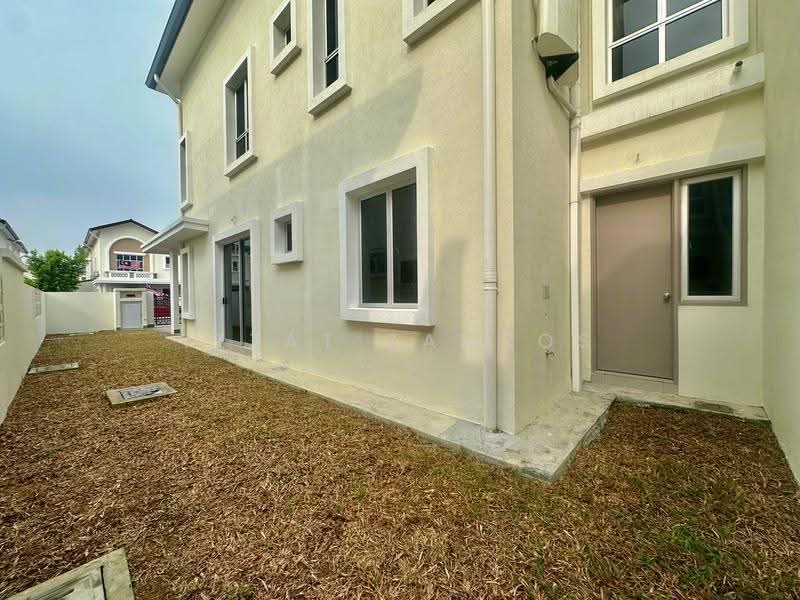 Cluster House for Sale in Kajang (Selangor) - Izzat Zamros - PropertyGuru.com.my