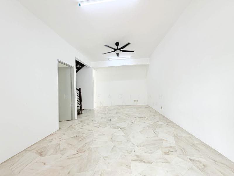Rumah Teres 2-Tingkat untuk Dijual di Taman Subang Mewah (Subang Jaya) - NORFADILAH ZAINUDDIN - Interior - PropertyGuru.com.my