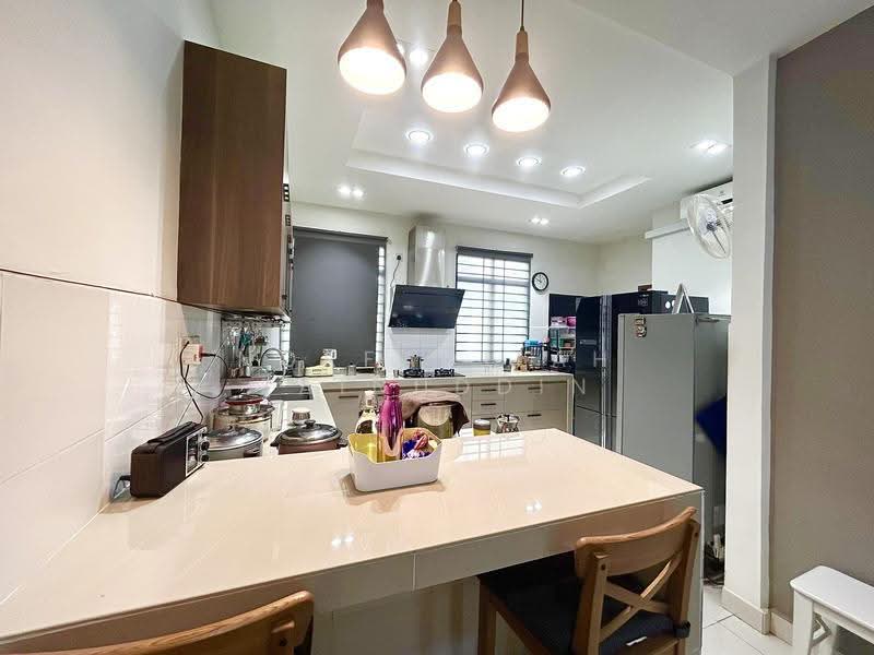 Rumah Teres 2-Tingkat untuk Dijual di Bandar Puncak Alam (Puncak Alam) - NORFADILAH ZAINUDDIN - Kitchen - PropertyGuru.com.my