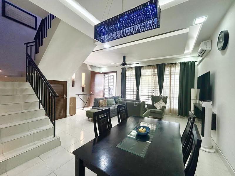 Rumah Teres 2-Tingkat untuk Dijual di Bandar Puncak Alam (Puncak Alam) - NORFADILAH ZAINUDDIN - Living Room - PropertyGuru.com.my