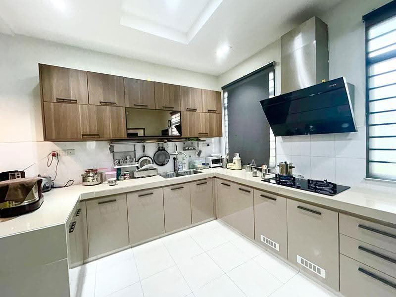 Rumah Teres 2-Tingkat untuk Dijual di Bandar Puncak Alam (Puncak Alam) - NORFADILAH ZAINUDDIN - Kitchen - PropertyGuru.com.my