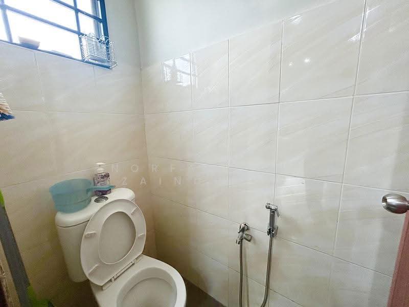 Rumah Teres 2-Tingkat untuk Dijual di Bandar Puncak Alam (Puncak Alam) - NORFADILAH ZAINUDDIN - Bathroom - PropertyGuru.com.my