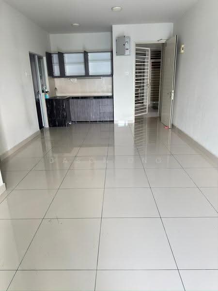 Service Residence for Sale at Maxim Residences - Jason Ong - Kitchen - PropertyGuru.com.my