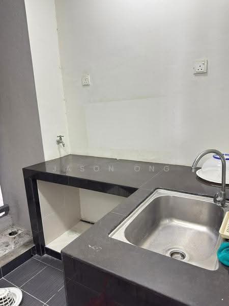 Service Residence for Sale at Maxim Residences - Jason Ong - Kitchen - PropertyGuru.com.my