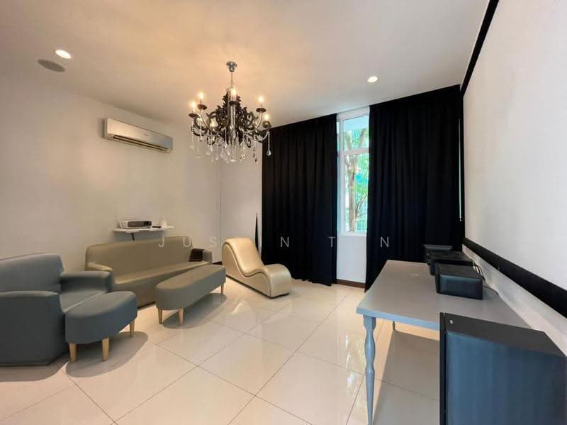 Bungalow House untuk Dijual di Setia Eco Park (Setia Alam) - Justin Tan - Living Room - PropertyGuru.com.my