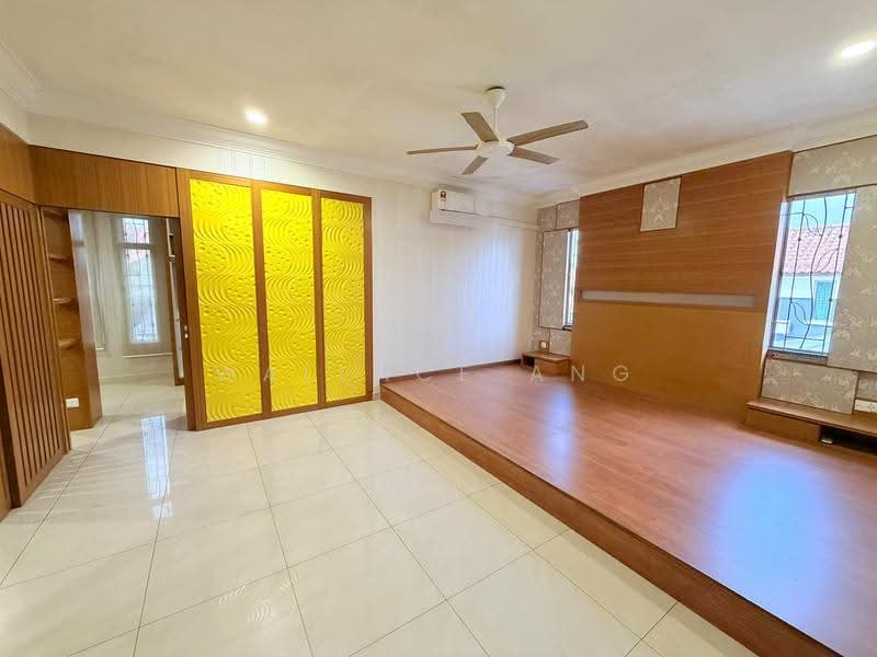 Rumah Berkembar untuk Dijual di Taman Impian Emas (Skudai) - Wallace Ang - Bedroom - PropertyGuru.com.my