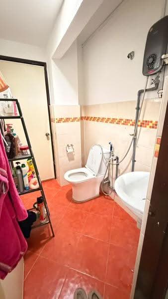 2-storey Terraced House for Rent in SS18 (Subang Jaya) - Apple Chang - Bathroom - PropertyGuru.com.my