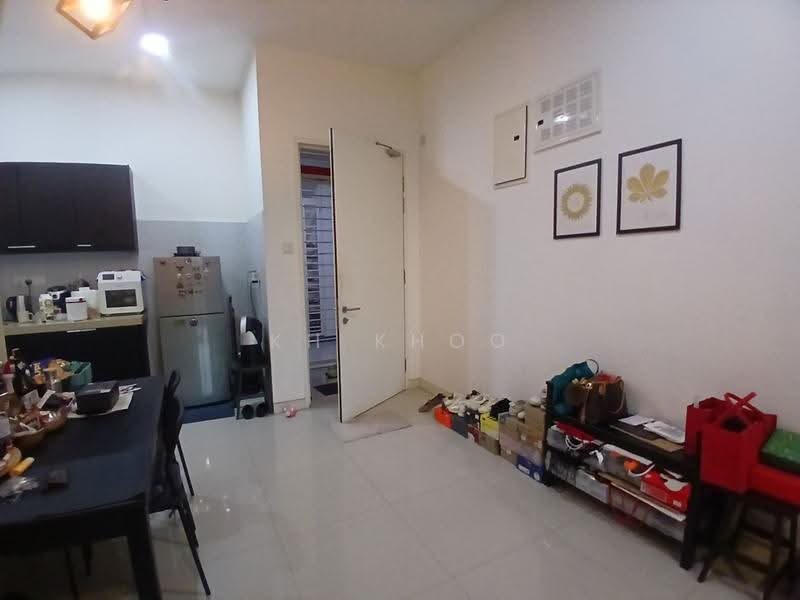 Kediaman Servis untuk Dijual di Desa Green - KH Khoo - Interior - PropertyGuru.com.my