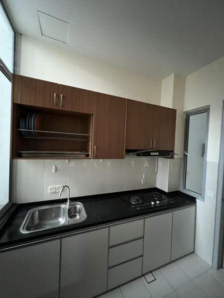 3-storey Terraced House for Rent in Cyberjaya (Selangor) - Gaily Tay - Kitchen - PropertyGuru.com.my
