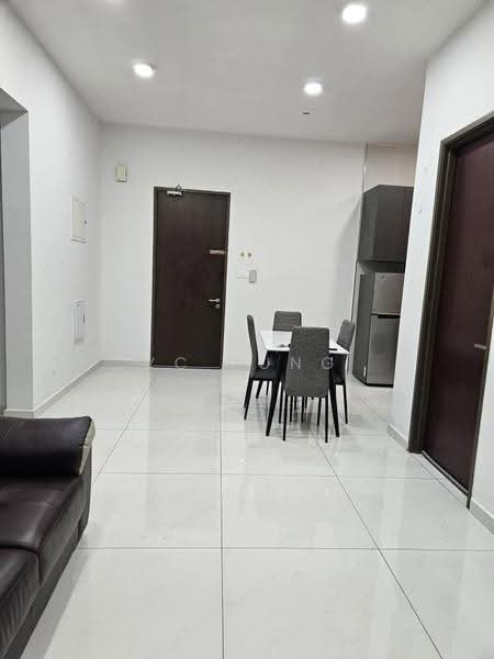 Kondominium untuk Disewa di Bay Point @ Country Garden Danga Bay - YC Fung - Living Room - PropertyGuru.com.my