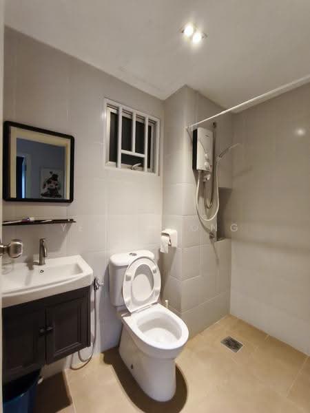 Kondominium untuk Disewa di D'Nuri Residence @ Desa Petaling - Yenn Chong - Bathroom - PropertyGuru.com.my