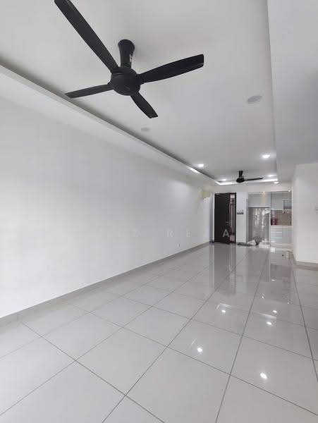 Kondominium untuk Disewa di Residensi Zamrud - FAIZ REZA - Living Room - PropertyGuru.com.my